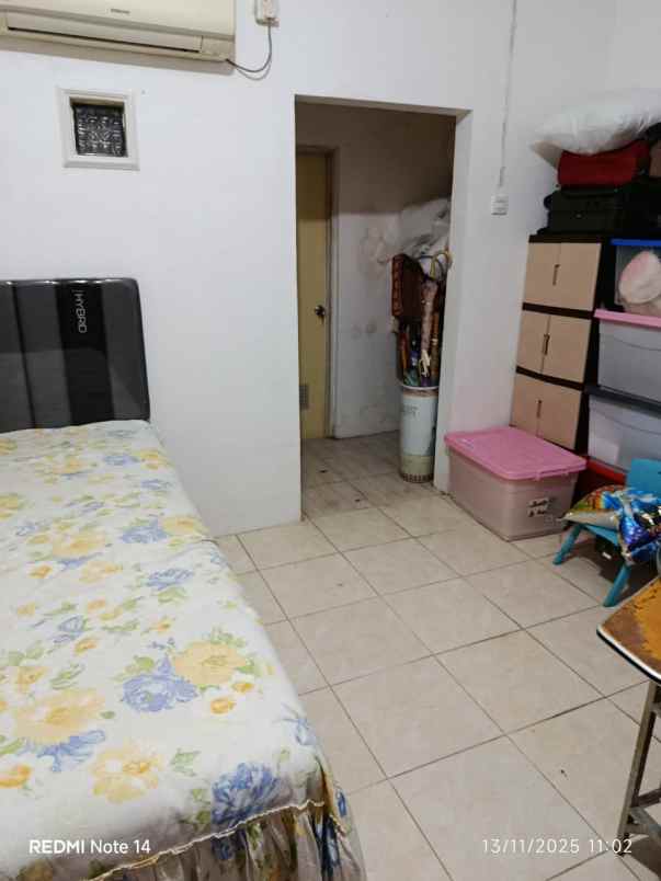 dijual rumah semolowaru