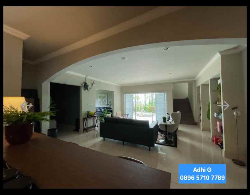 dijual rumah setiabudi