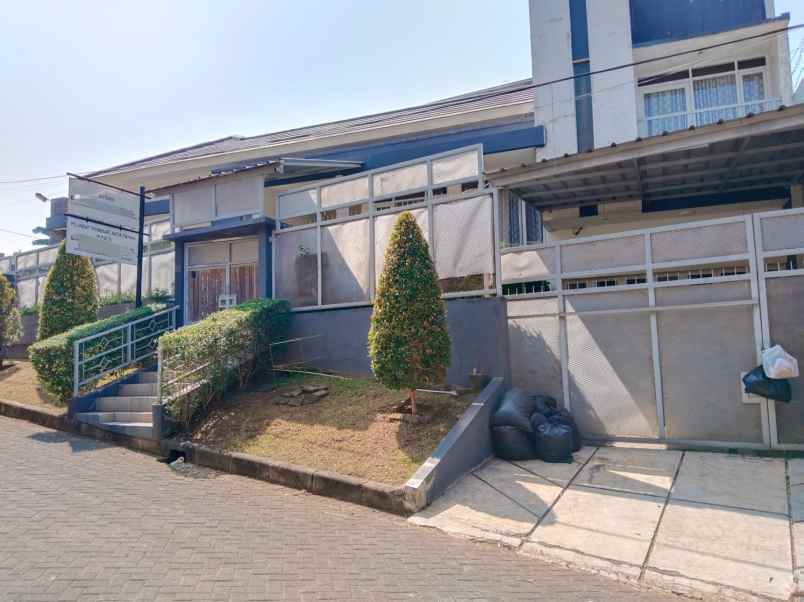 dijual rumah setiabudi regency