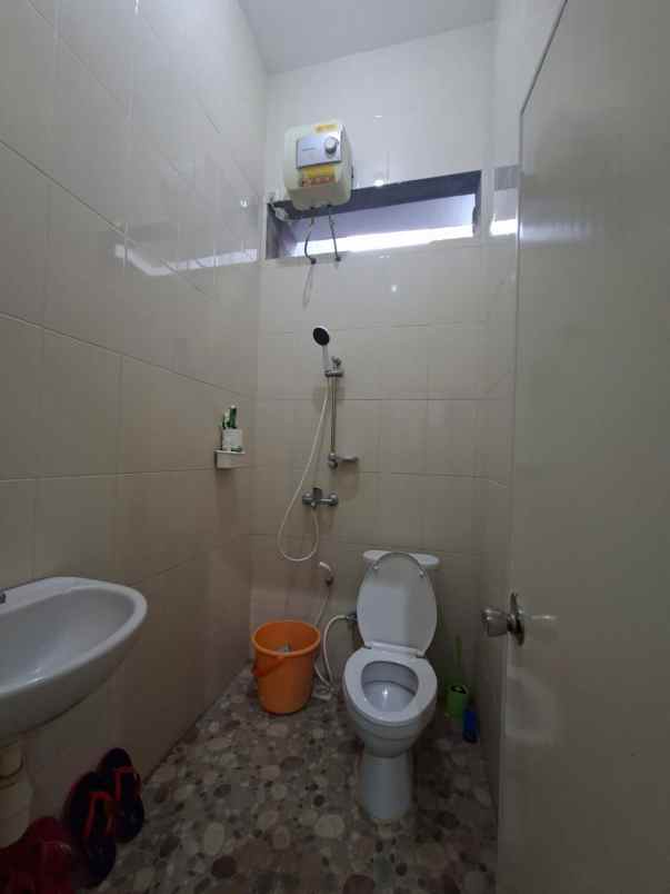 dijual rumah siap huni 1 lantai lokasi sulfat