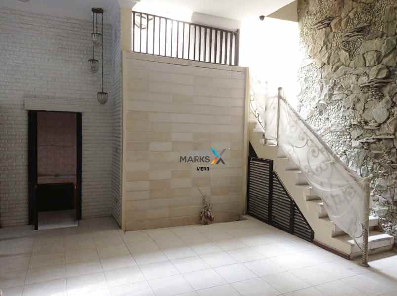 dijual rumah siap huni 2 5 lantai wisma mukti bagusss