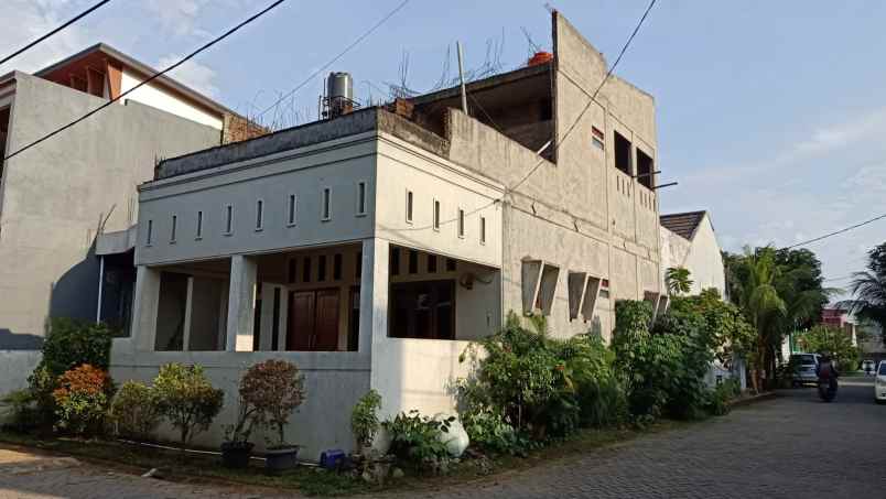 dijual rumah siap huni di komplek permata medang