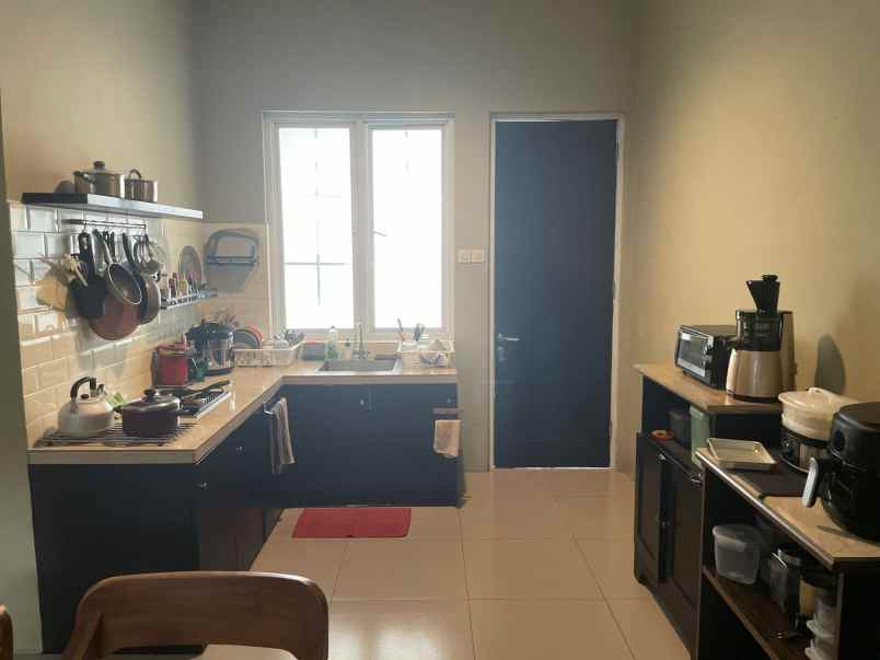 dijual rumah siap huni di the addres cibubur