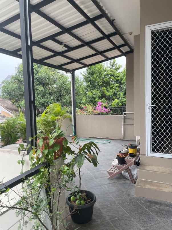 dijual rumah siap huni di the addres cibubur