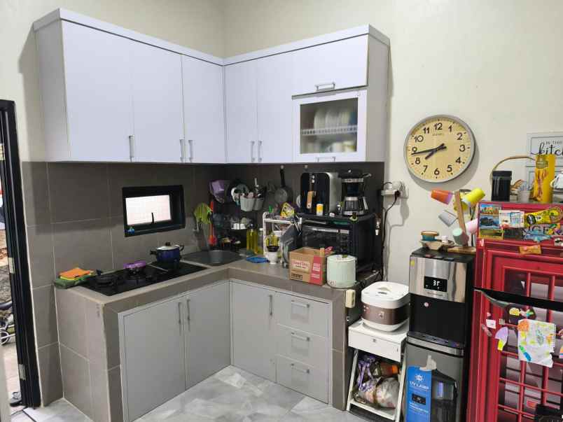 dijual rumah siap huni di villa galaxy bekasi selatan