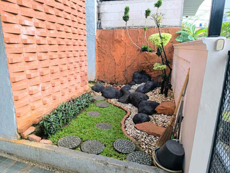 dijual rumah siap huni di villa galaxy bekasi selatan