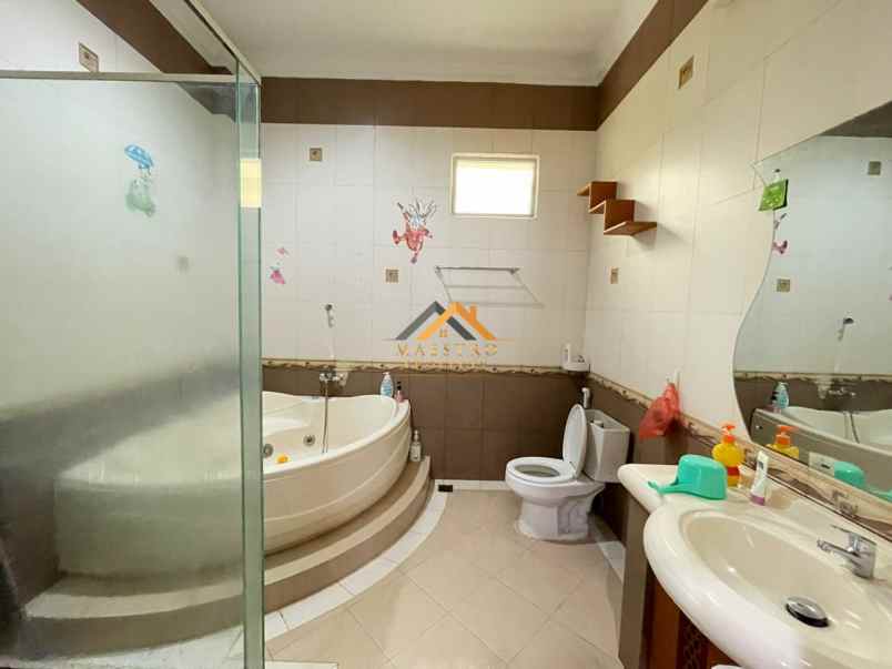 dijual rumah siap huni lux komplek cemara hijau medan