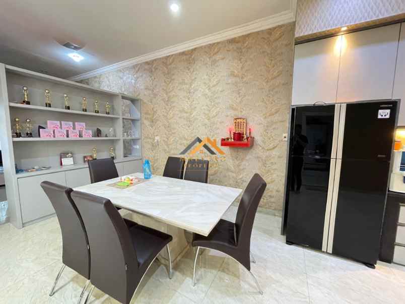 dijual rumah siap huni lux komplek cemara hijau medan