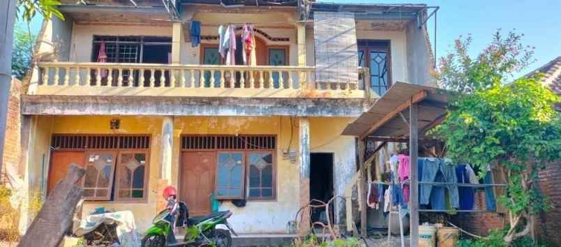 dijual rumah siwalankerto