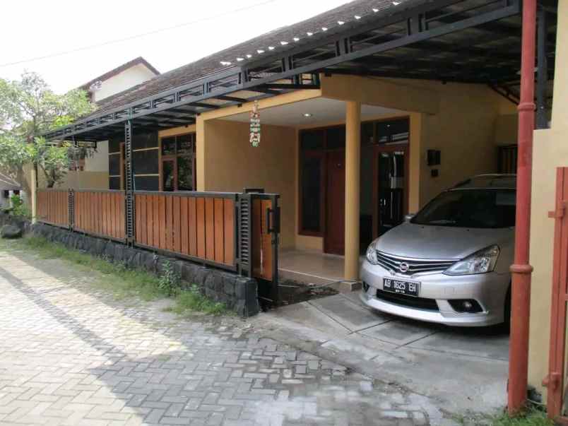 dijual rumah sleman