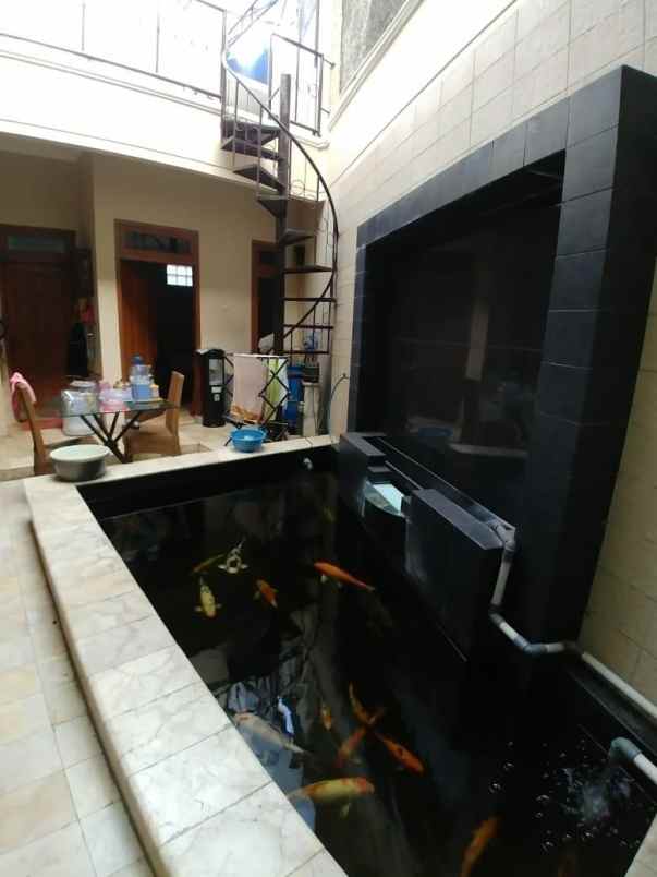 dijual rumah suryalaya timur buahbtu