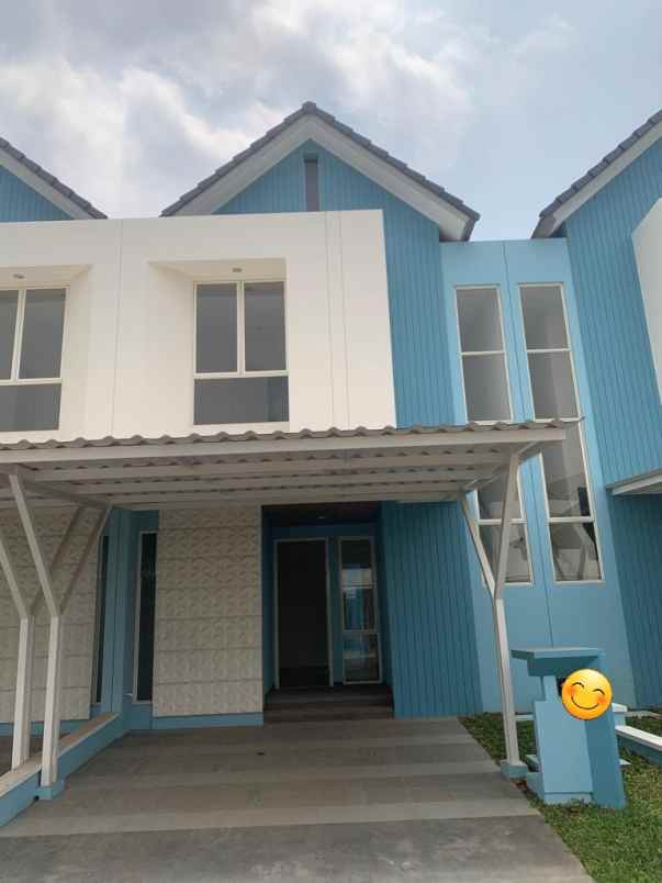 dijual rumah suvarna sutera cluster catriona