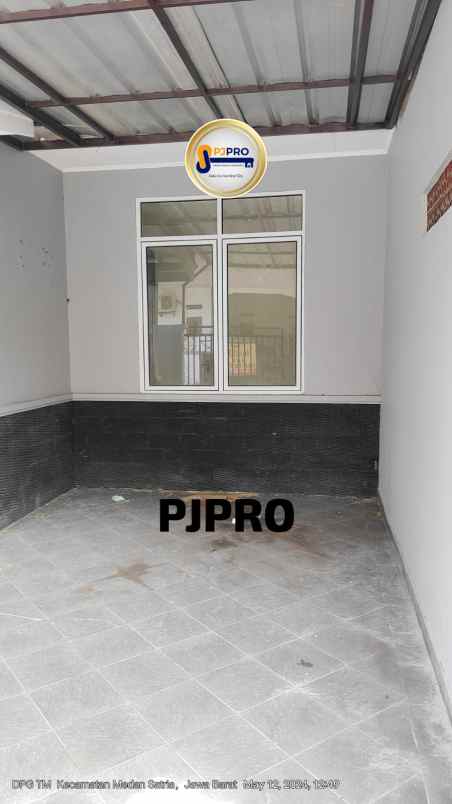 dijual rumah taman harapan baru