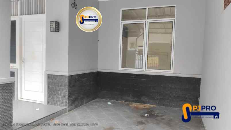 dijual rumah taman harapan baru