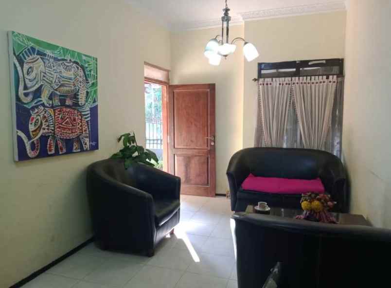 dijual rumah taman indah menanggal