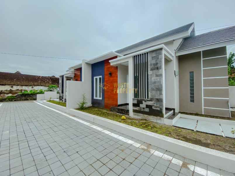 dijual rumah tamanmartani