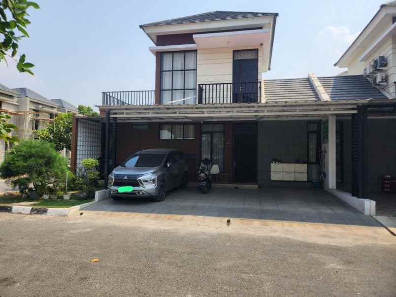 dijual rumah telukjambe timur