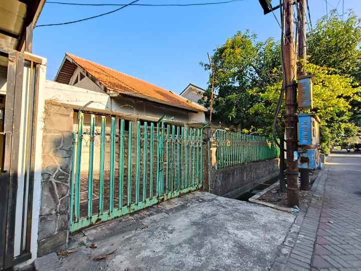 dijual rumah tenggilis mejoyo