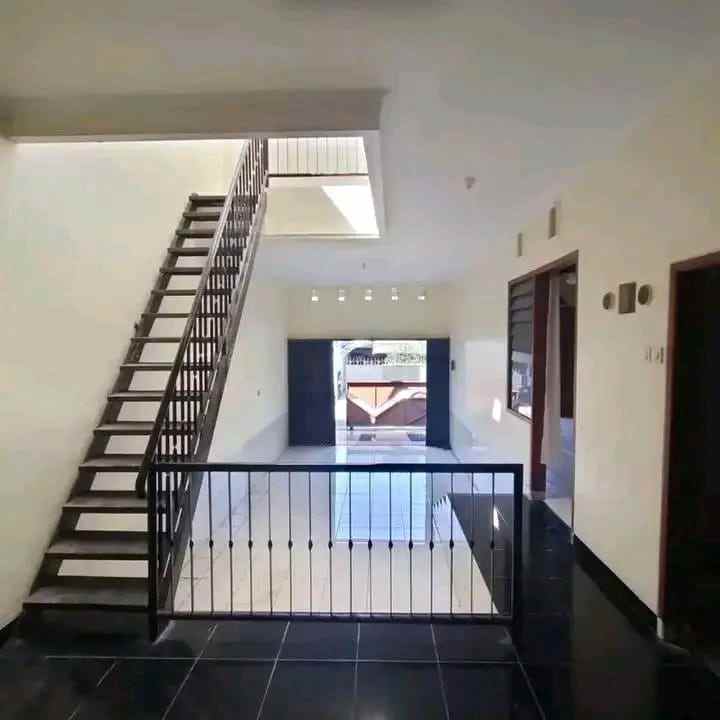 dijual rumah ungaran