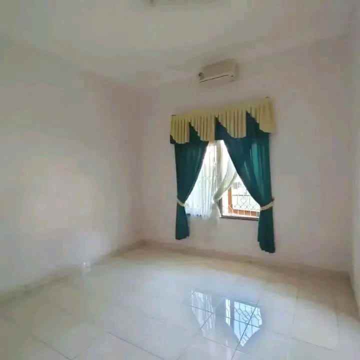 dijual rumah ungaran