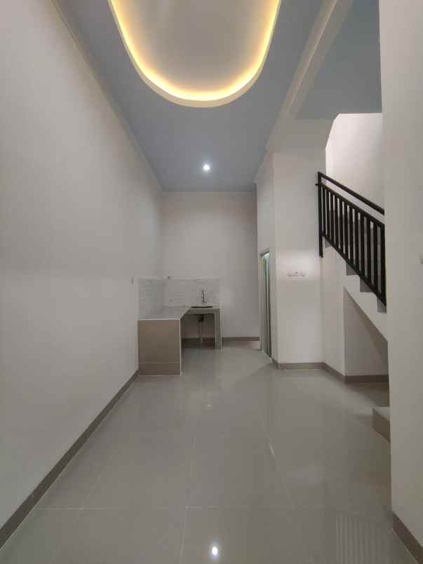 dijual rumah utan kayu