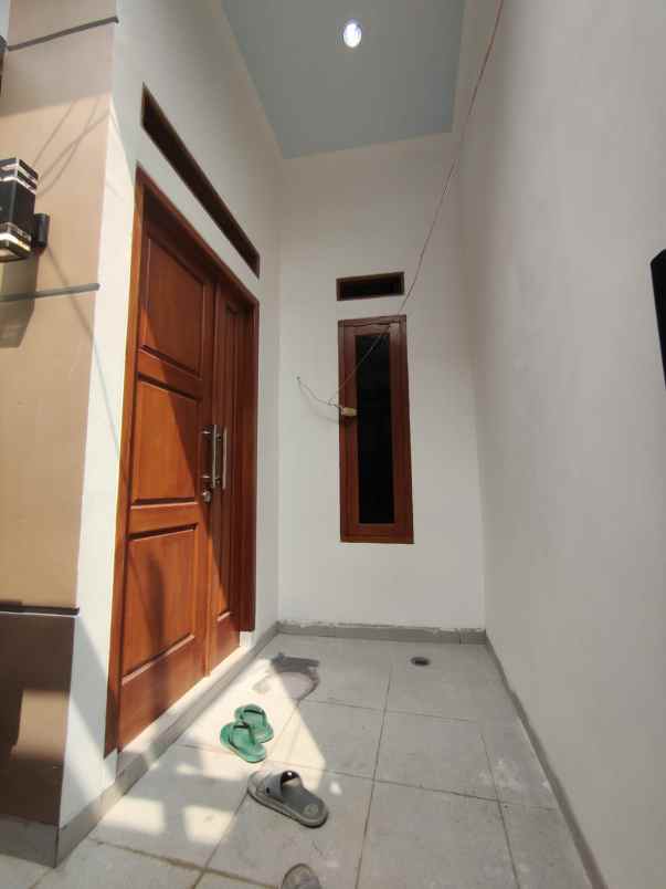 dijual rumah utan kayu