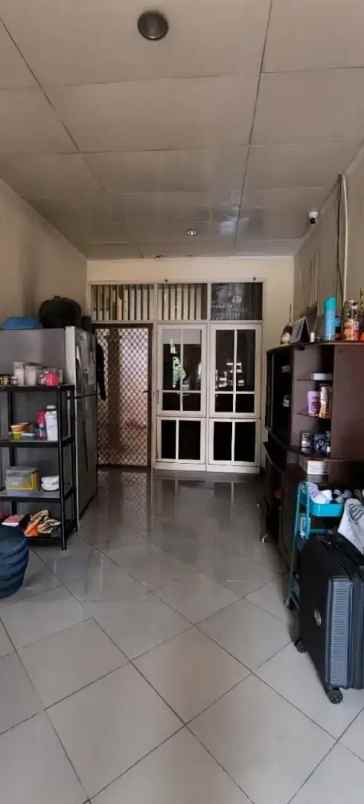 dijual rumah villa melati mas