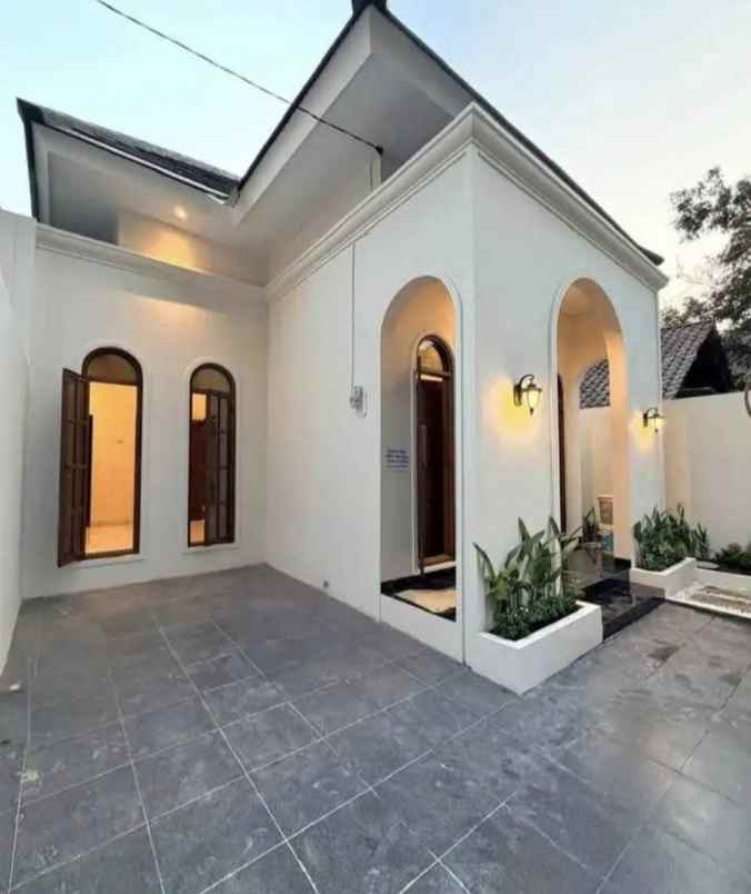 dijual rumah wedomartani ngemplak