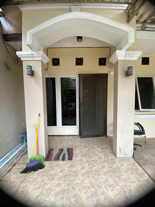 dijual rumah wiguna gunung anyar