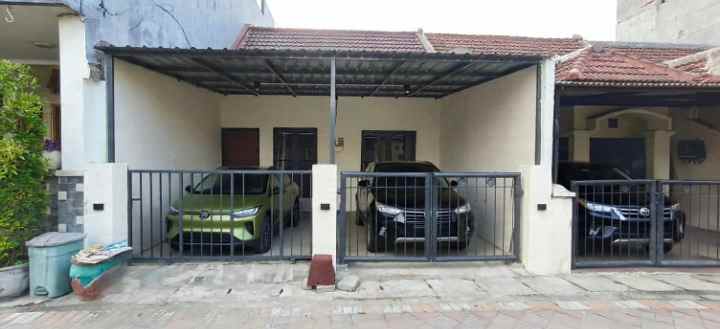 dijual rumah wiguna selatan