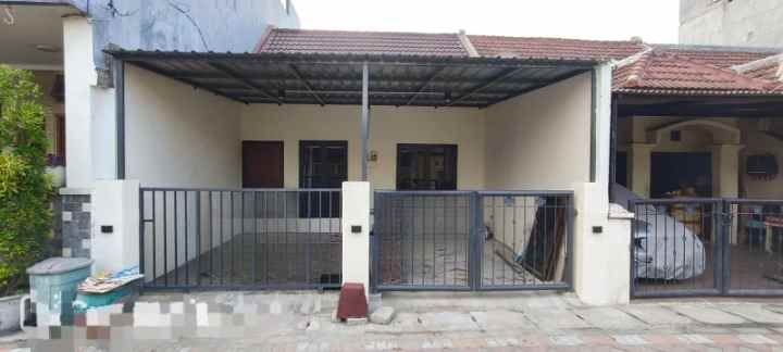dijual rumah wiguna selatan