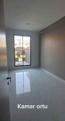 dijual rumah wisma mukti