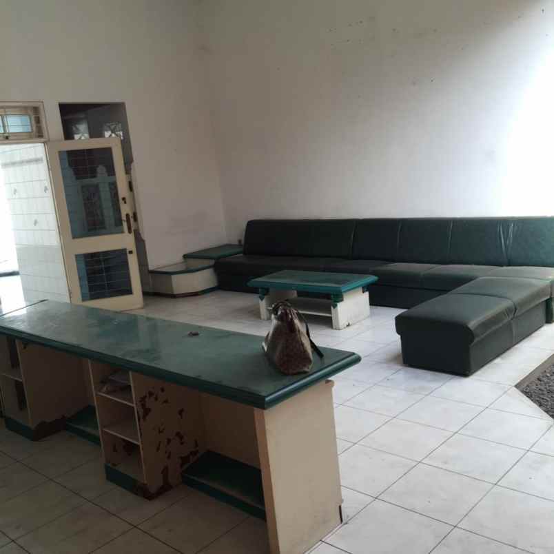 dijual rumah yos sudarso sidoarjo