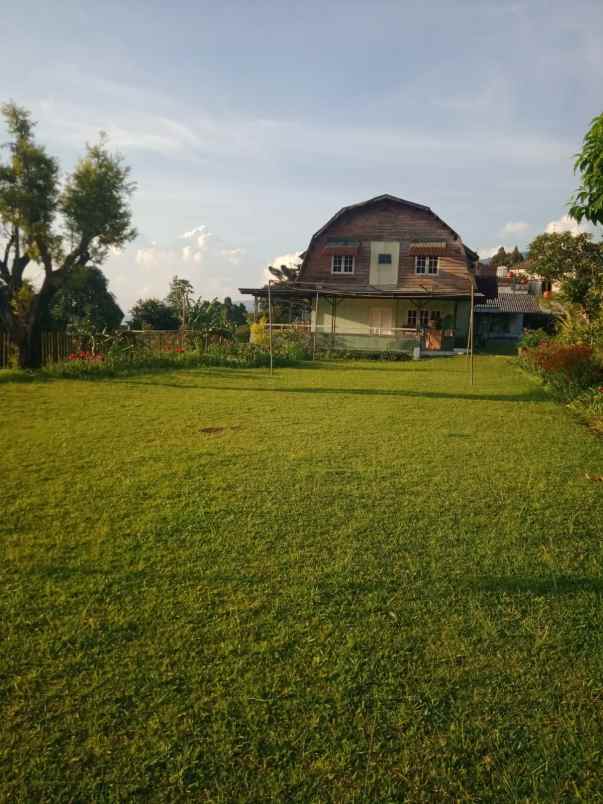 dijual tanah berikut bangunan cisarua puncak bogir