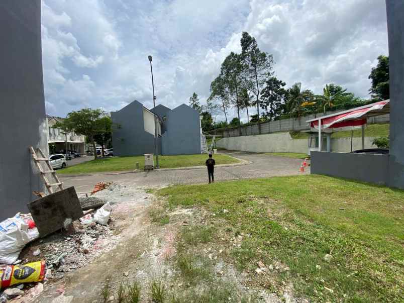 dijual tanah cluster azura vanya park