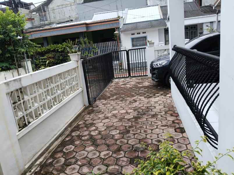 dijual tanah jalan cucak rawun