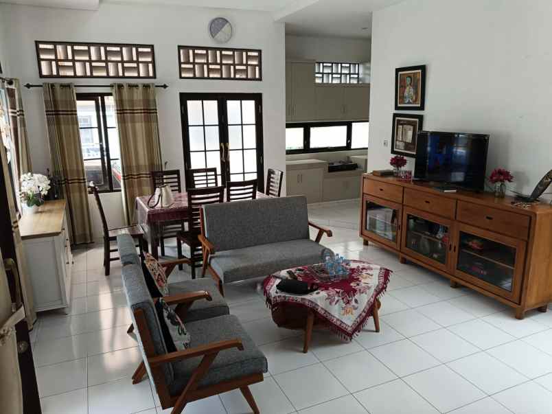 dijual tanah jalan cucak rawun