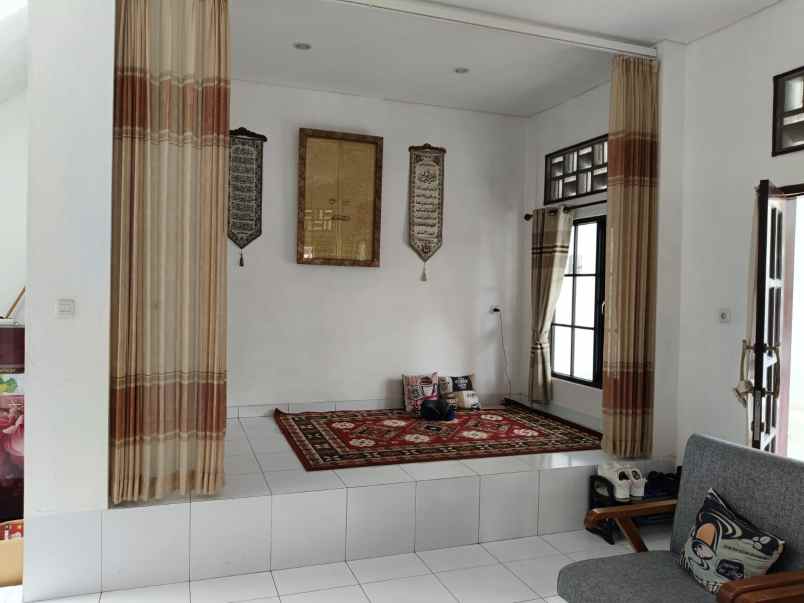dijual tanah jalan cucak rawun