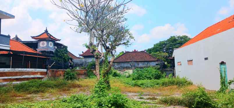 dijual tanah jalan raya kerobokan kuta