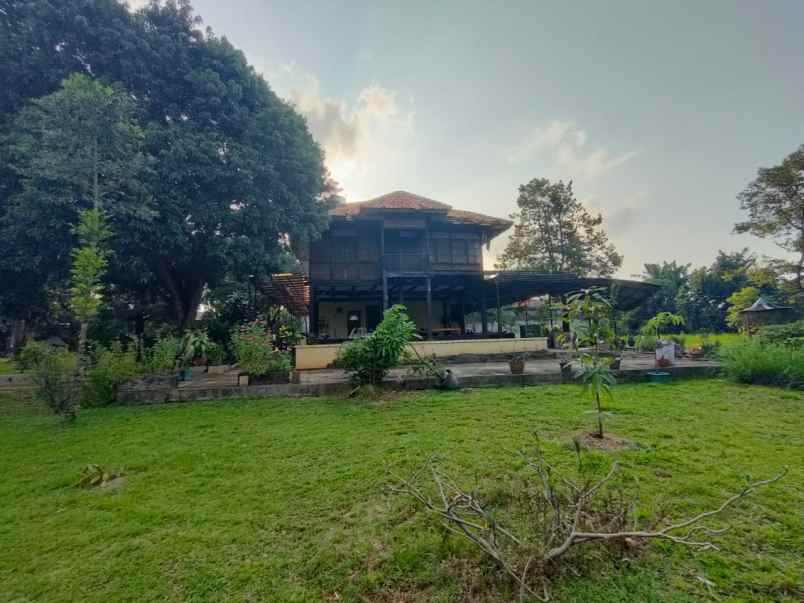 dijual tanah serua indah