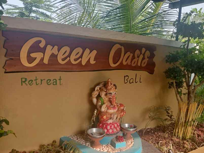 dijual villa eksklusif view sawah yang asri