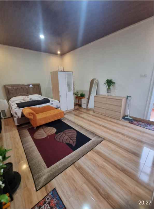 dijual villa jl cipongporang ciparay