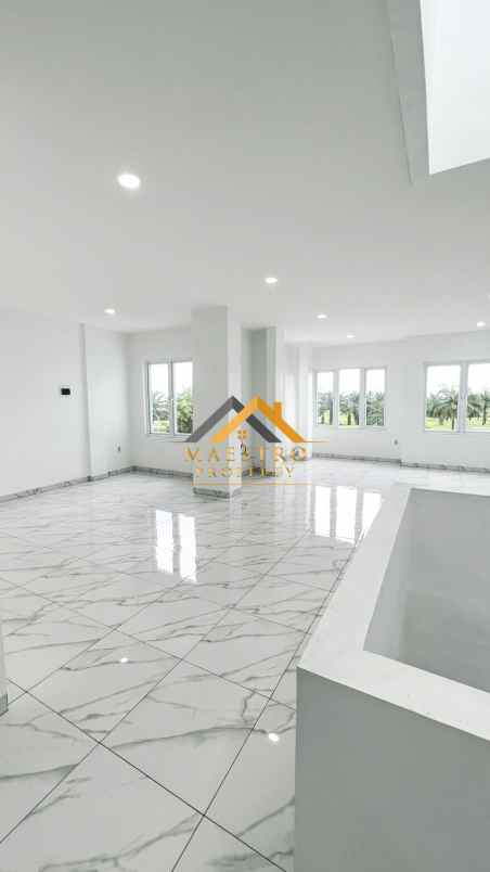 dijual villa komplek graha metropolitan