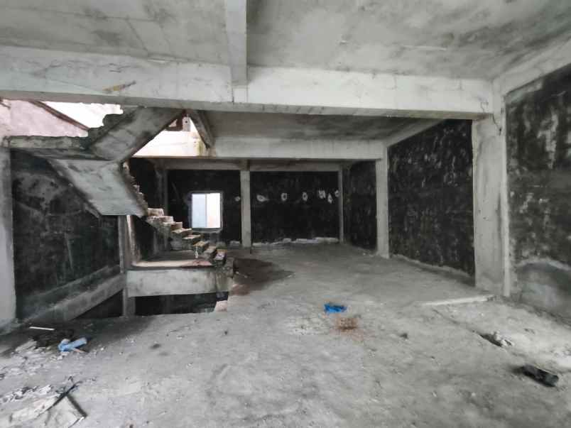 dijual villa komplek grand cemara asri jalan lotus