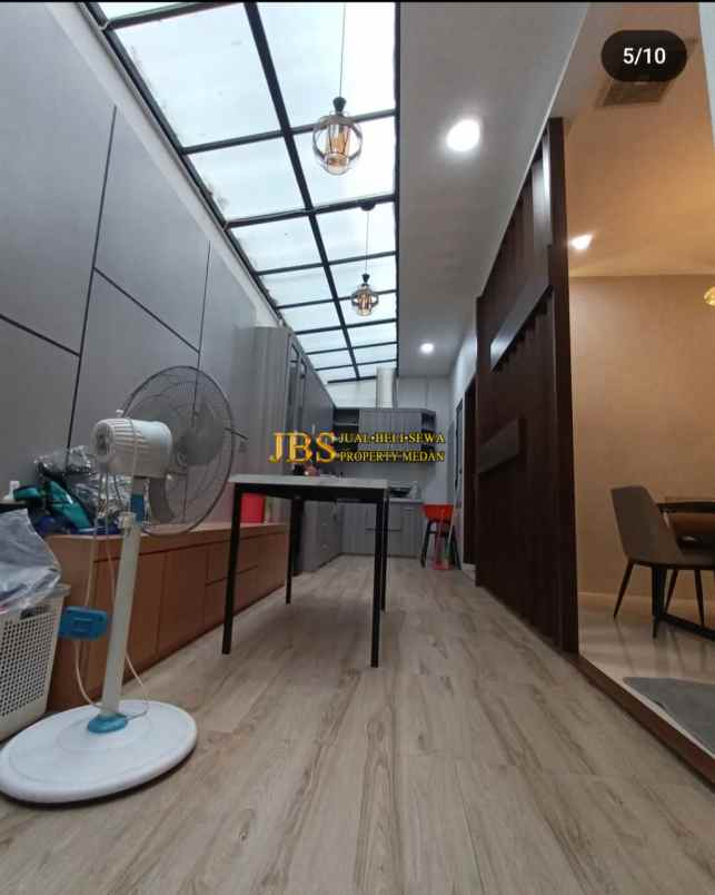 dijual villa komplek j city cluster j crown tipe jade