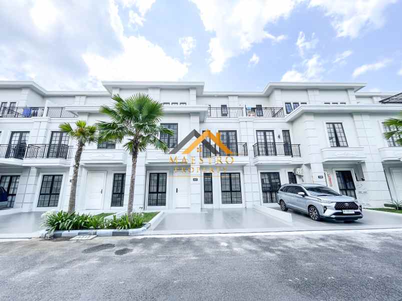 dijual villa komplek jewel park jalan