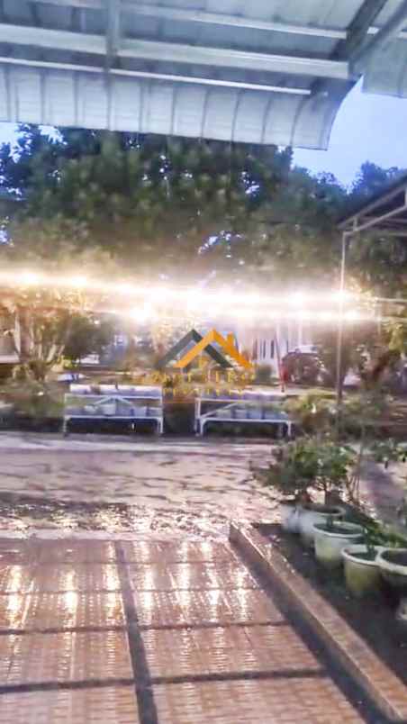 dijual villa komplek sinabung view