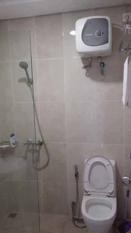 disewakan apartemen trilium pemuda tower b lantai 29