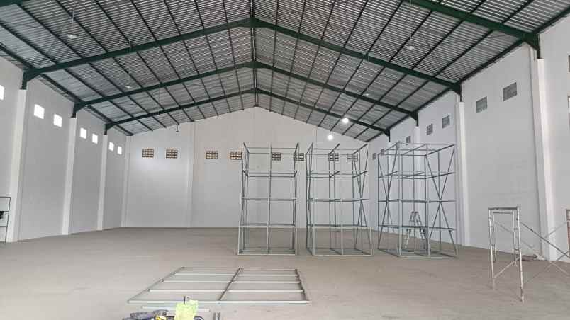 disewakan gudang di tunggu