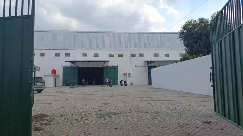 disewakan gudang di tunggu